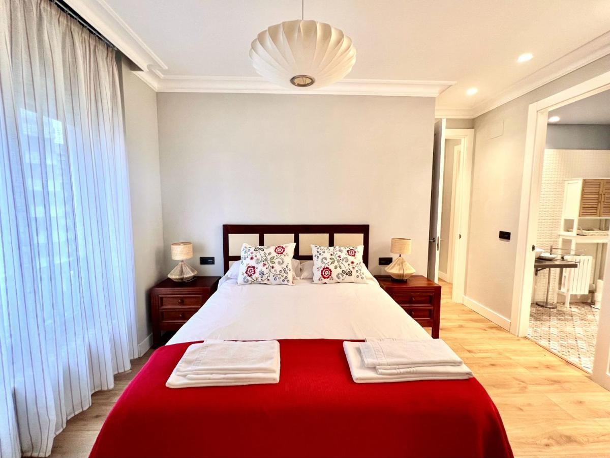 Апартаменти Housing Leon Gran Via Luxe Екстер'єр фото